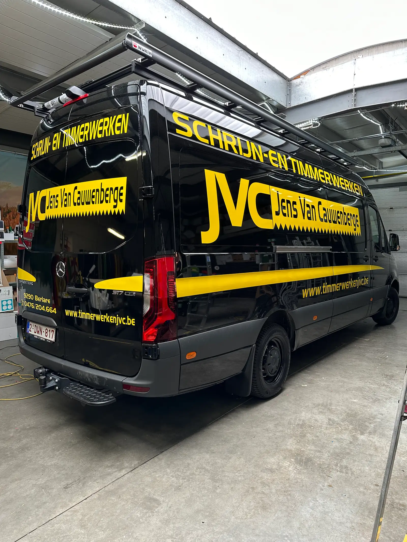 Voertuigbelettering camionette mercedes lokeren