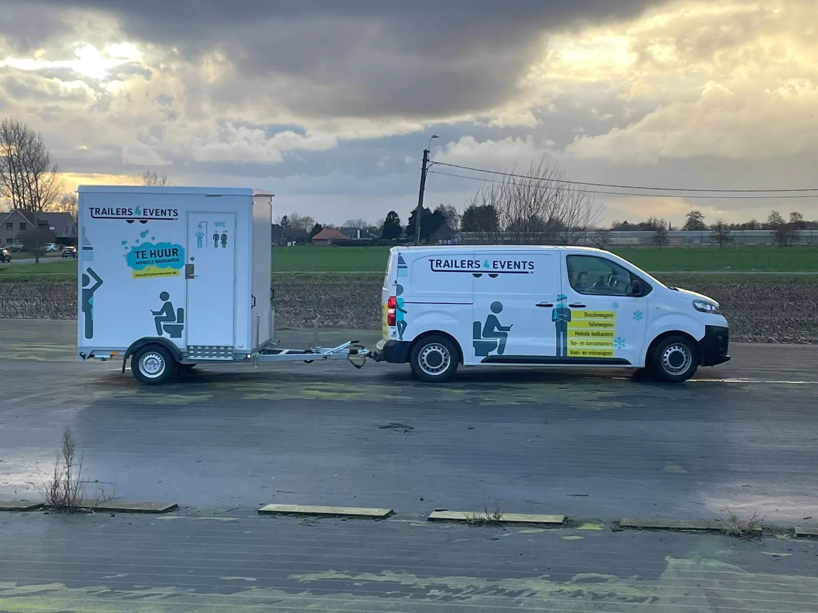 Voertuigbelettering reclamestickers camionetten remorque lokeren